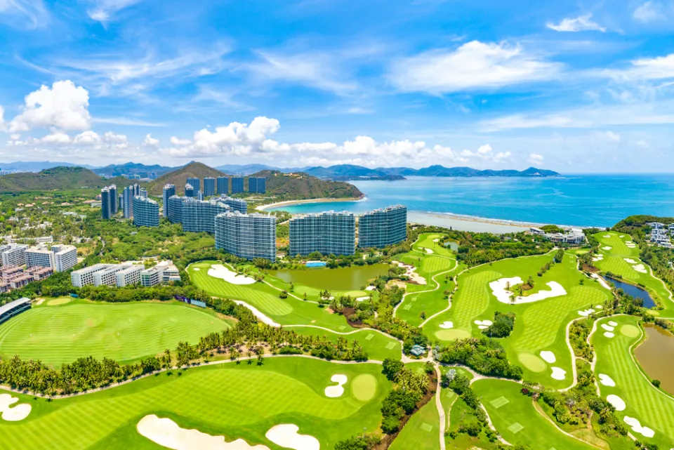 Остров Учжичжоу в Санья — тропический рай с бирюзовой водой и коралловыми рифами