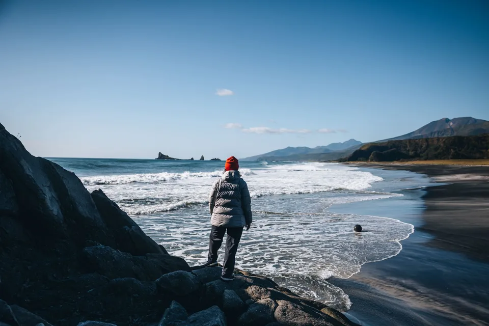 Белые и Черные Скалы на о.Итуруп