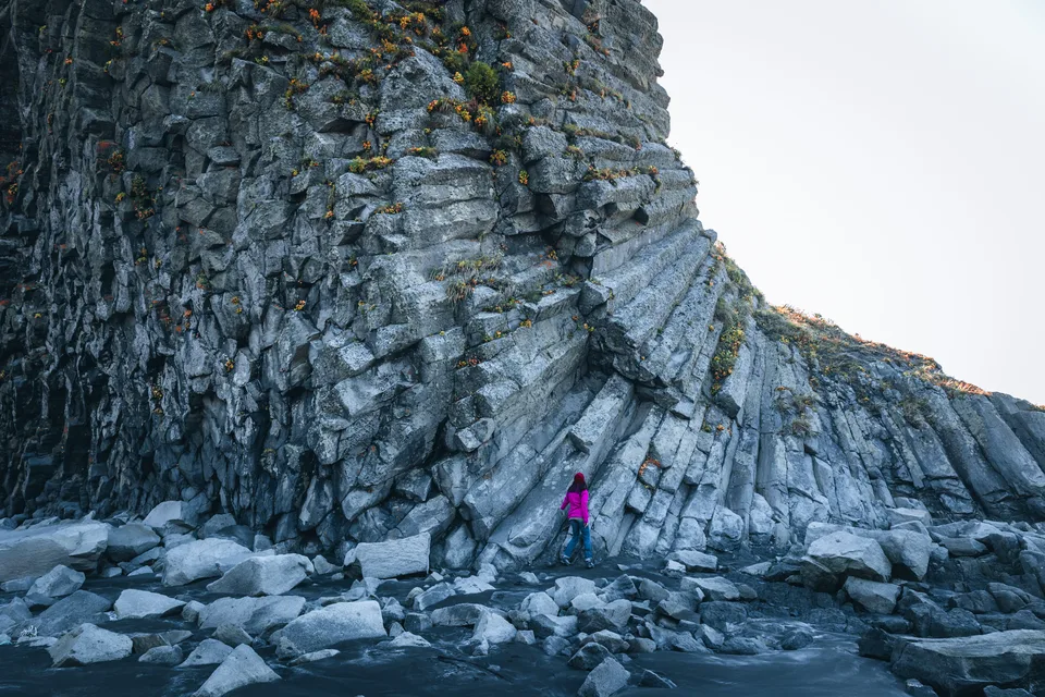 Белые и Черные Скалы на о.Итуруп