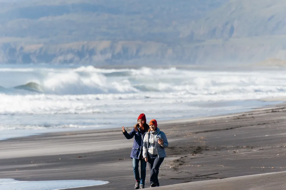 Белые и Черные Скалы на о.Итуруп