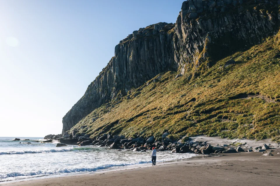 Белые и Черные скалы острова Итуруп — фото 11, экскурсия АМИСТ