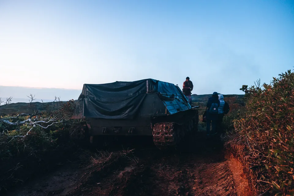 Белые и Черные скалы острова Итуруп — фото 15, экскурсия АМИСТ