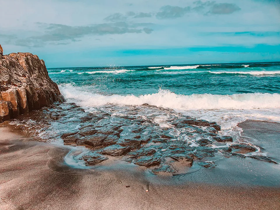 Белые скалы остров Итуруп