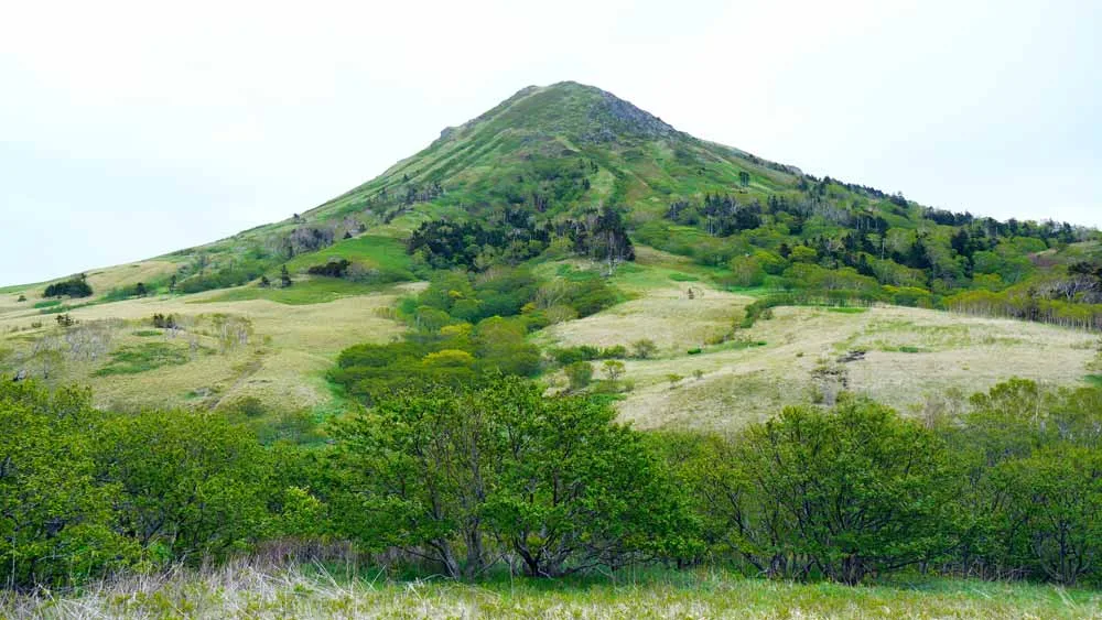 гора Шикотан