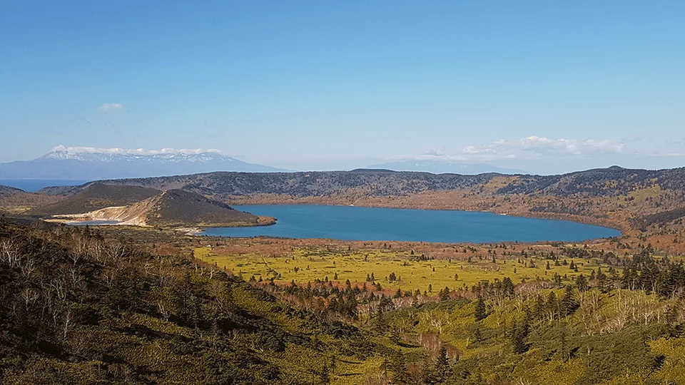 кальдеры вулкана Головина кунашир