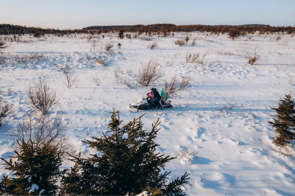 покататься на снегоходах Сахалин