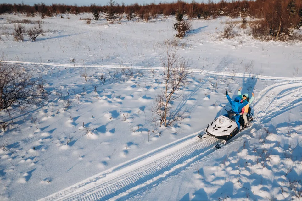 катание на снегоходах Сахалин