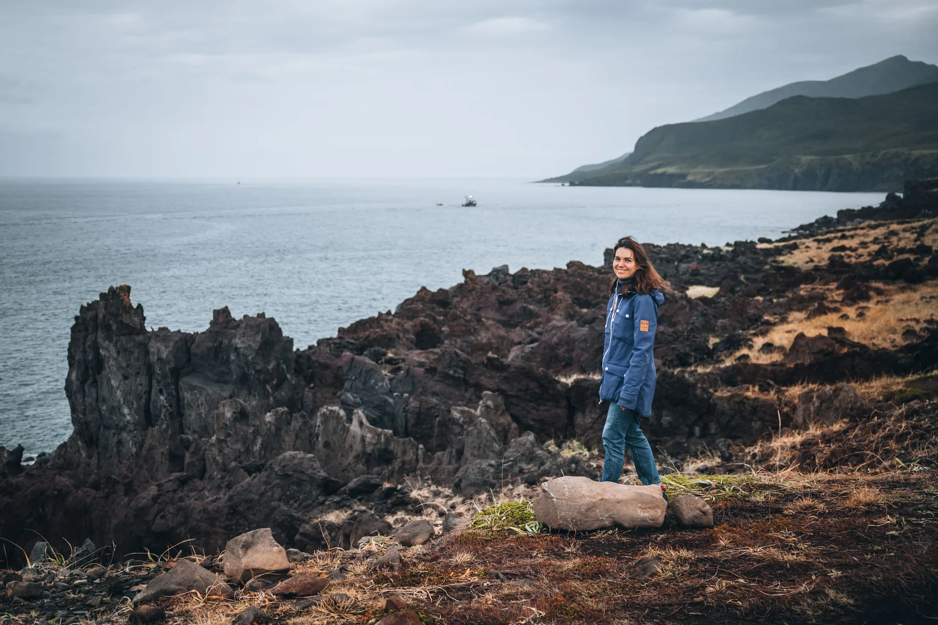 лавовое плато Янкито, термальные источники "Ванночки", о.Итуруп