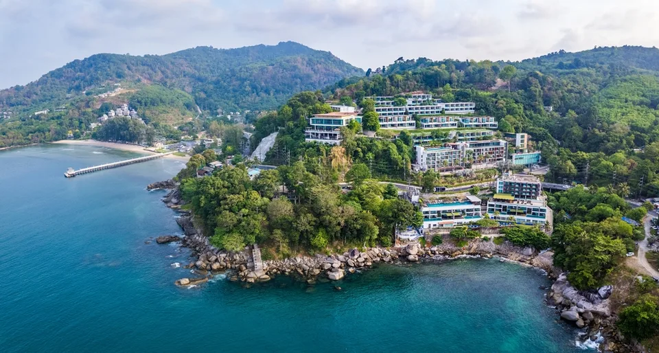 Мыс у пляжа Патонг, Пхукет, Таиланд