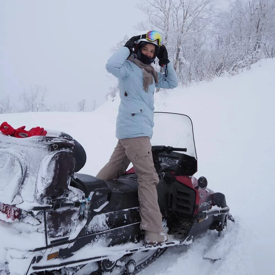 Зимний банан на снегоходе