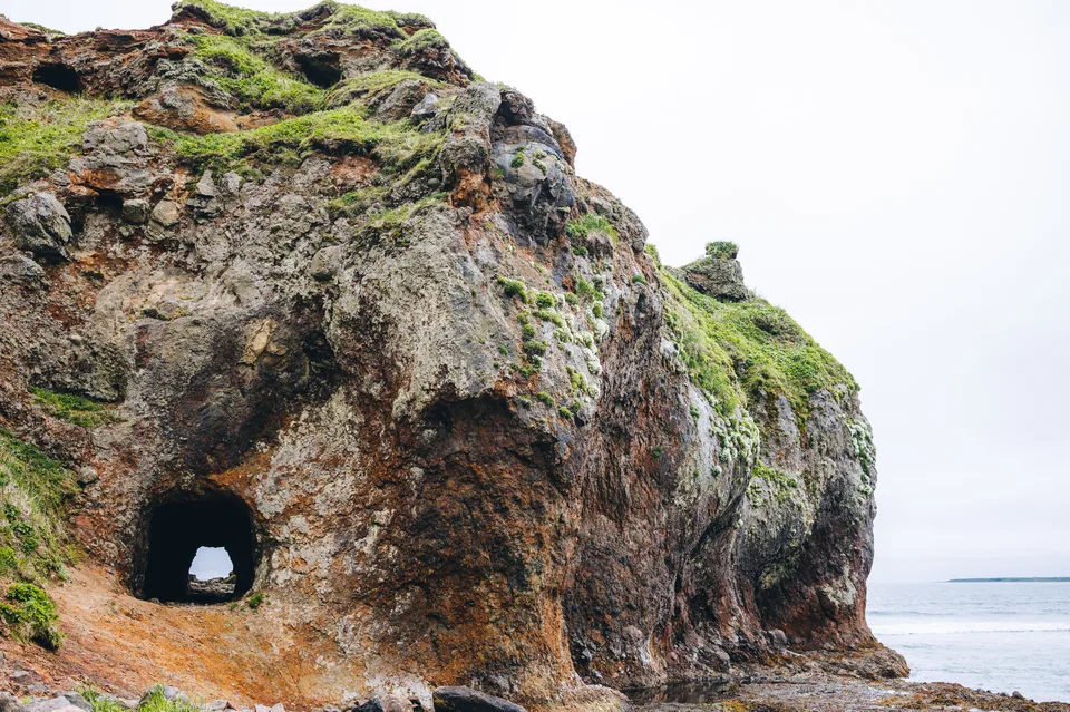 Залив Касатка, побережье Итурупа