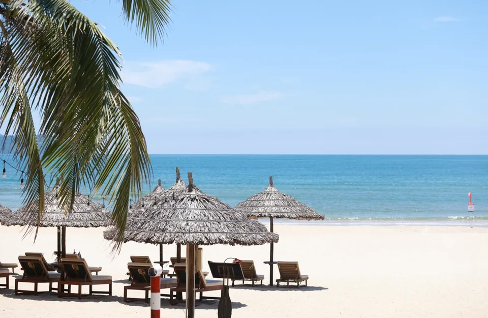 Тропический пляж Ми Кхе в Дананге, Вьетнам